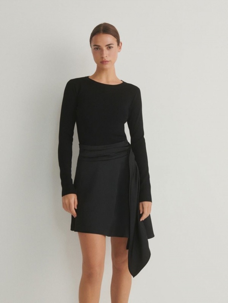 Reserved Asymmetric Hem Röcke Damen Schwarz | 6134-FWUGX