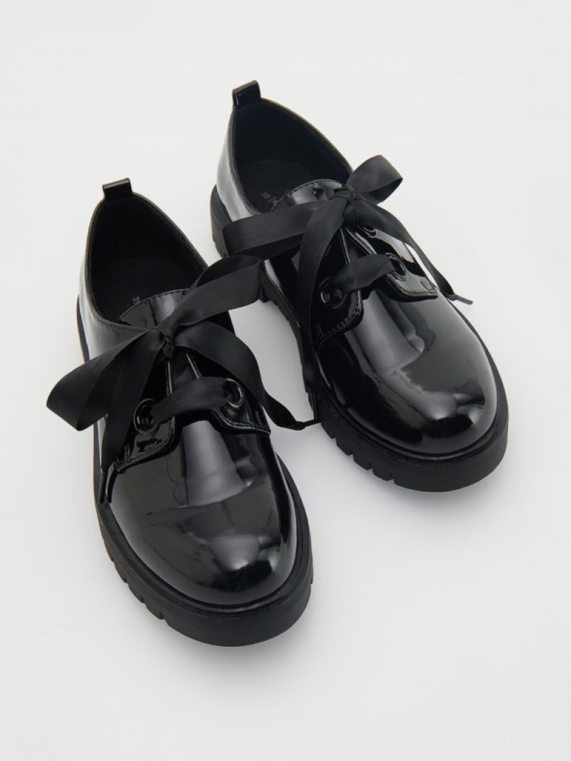 Reserved Lack Schuhe Mädchen Schwarz | 6754-SDZEH