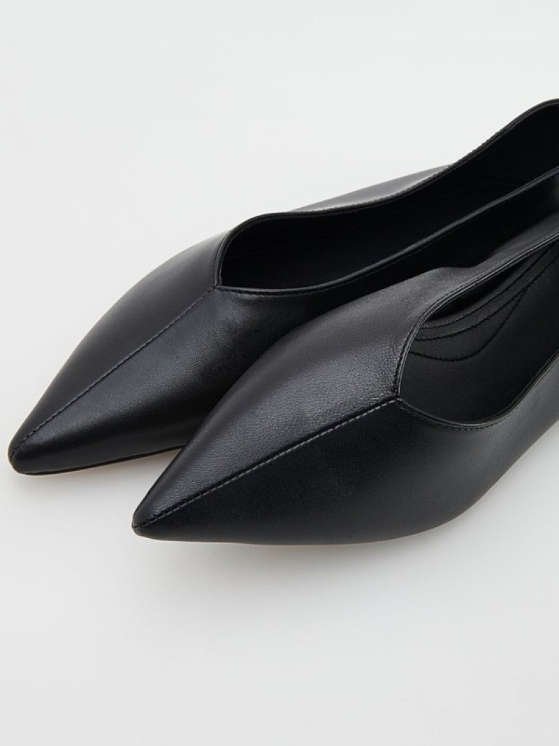 Reserved Leder Ballerinas Halbschuhe Damen Schwarz | 4937-XPTYU