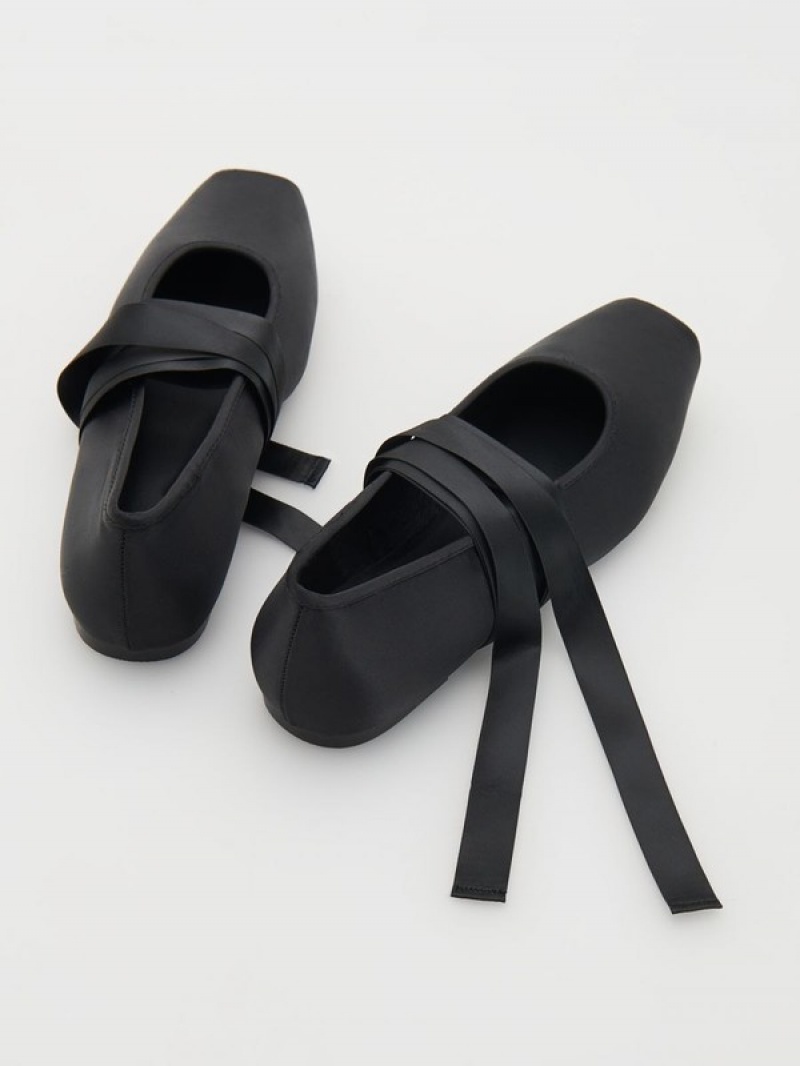 Reserved Satin Ballerinastie Straps Halbschuhe Damen Schwarz | 0273-VGFJY