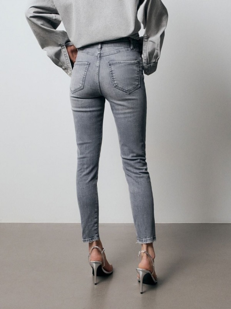 Reserved Sculpt Jeans Damen Hellgrau | 8920-TLSJM