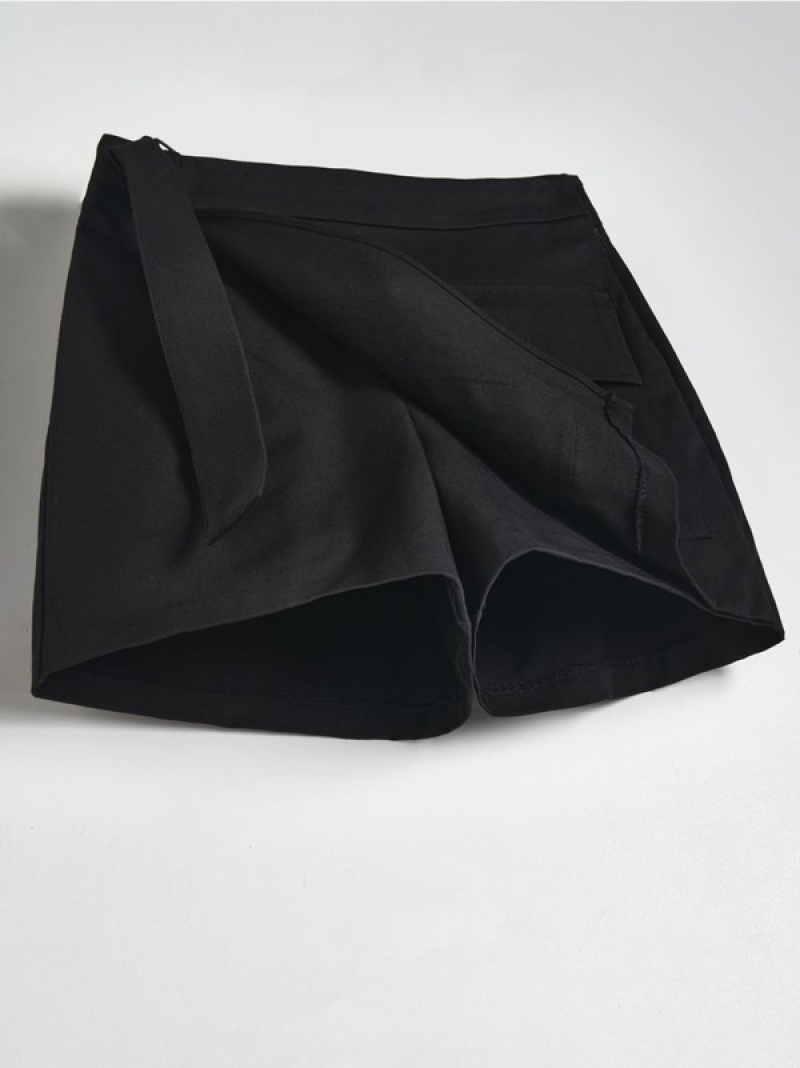 Reserved Skort With Kurze Hose Damen Schwarz | 7032-ETPSD